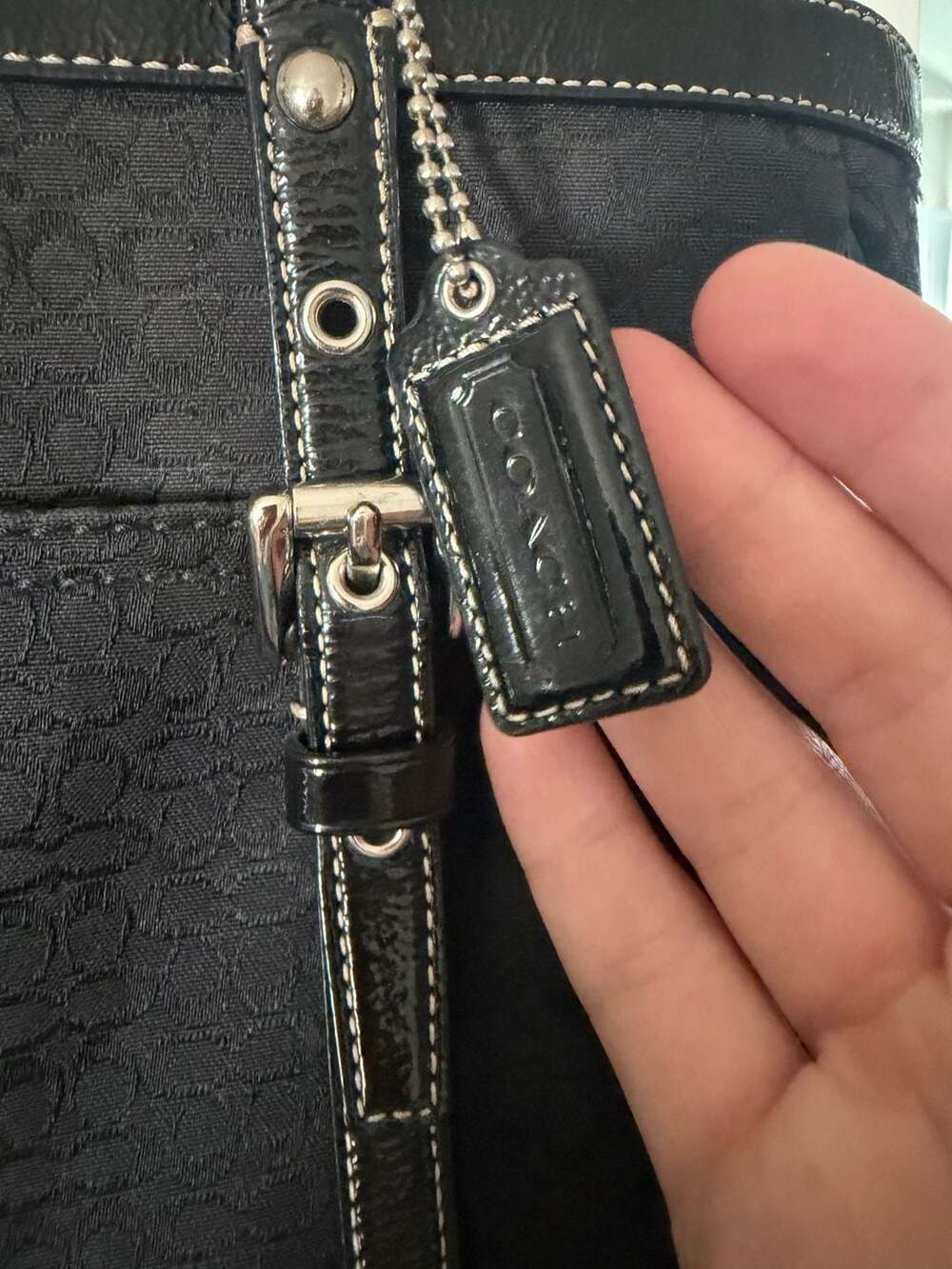 Y2K Vintage Coach Signature Jacquard Gallery Tote Bag — Black & Silver - Picture 10 of 15